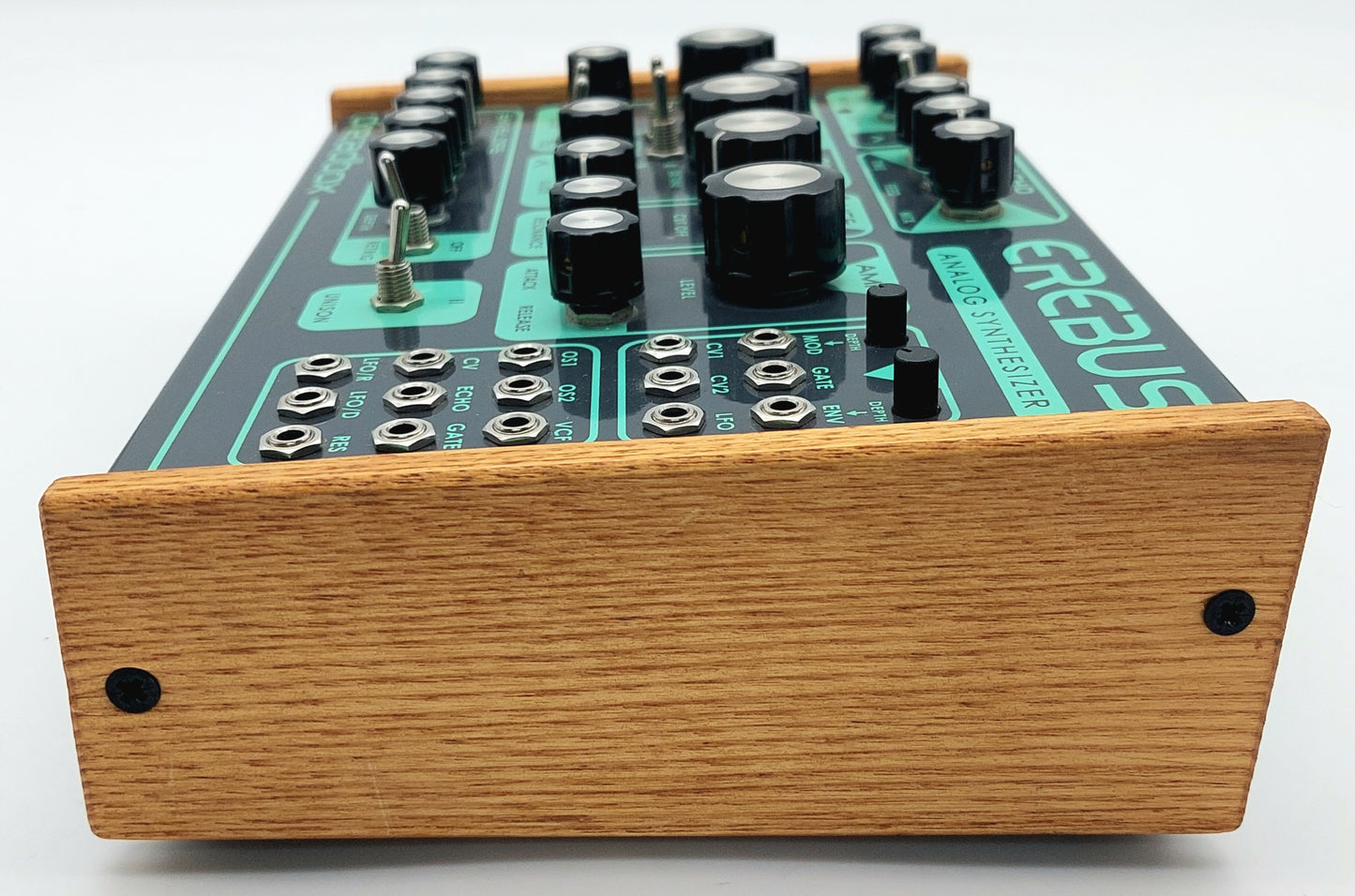 Dreadbox Erebus V1 | Synthétiseur analogique paraphonique et semi-modulaire